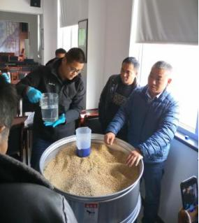 水稻干籽育秧是機械化育秧的重要配套技術(shù)及其操作實務